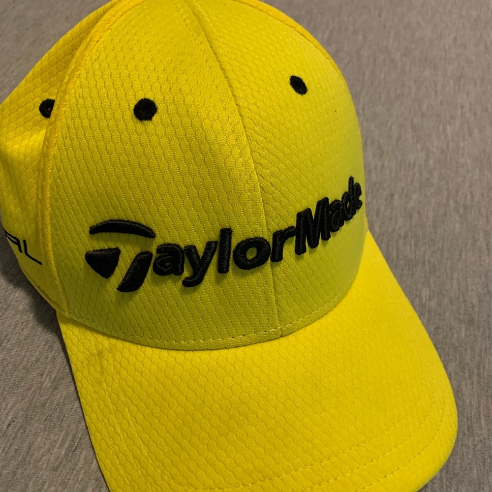 Men’s Taylormade hat